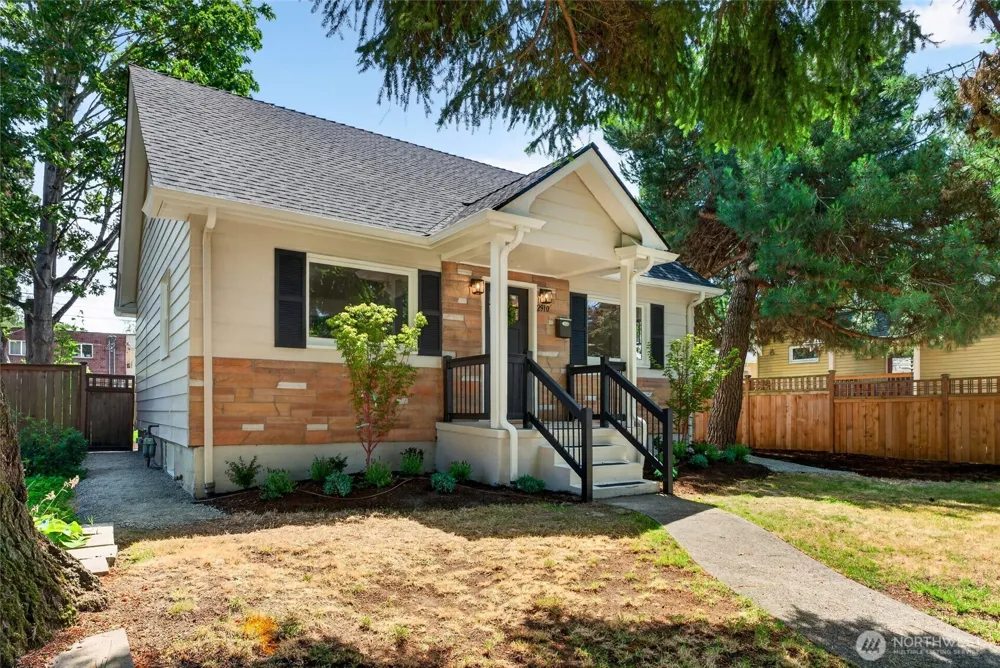 2910 9th Street Tacoma, WA 98406