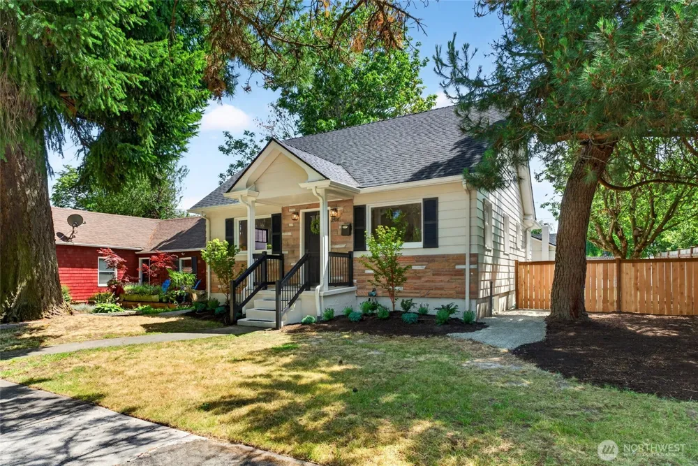 2910 9th Street Tacoma, WA 98406
