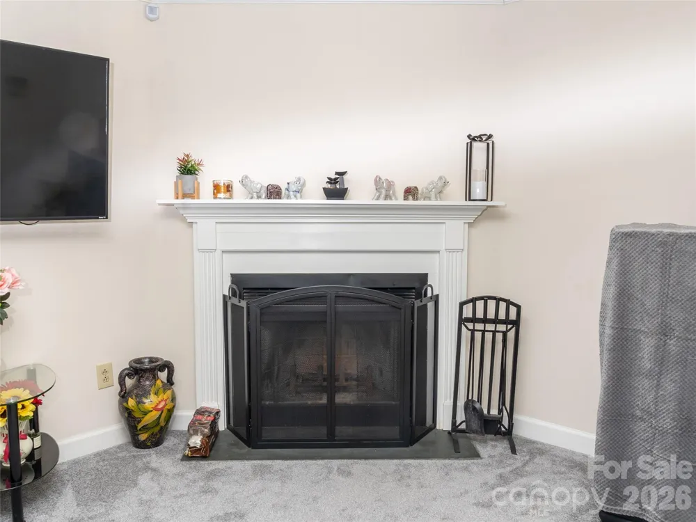 9718 Old Gate Drive Matthews, NC 28105
