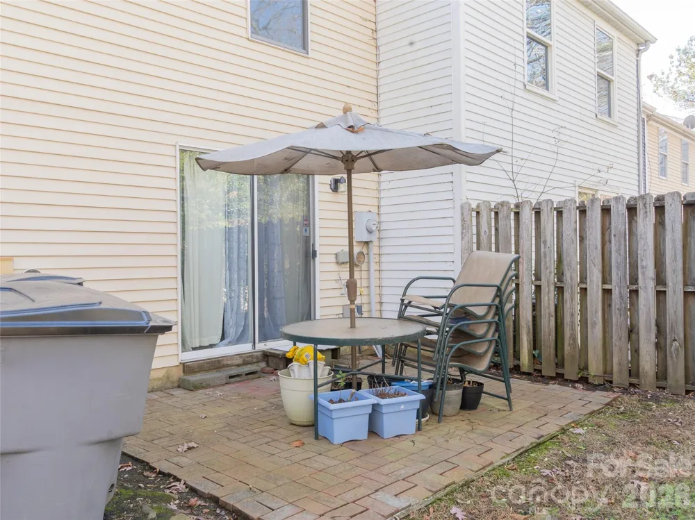 9718 Old Gate Drive Matthews, NC 28105