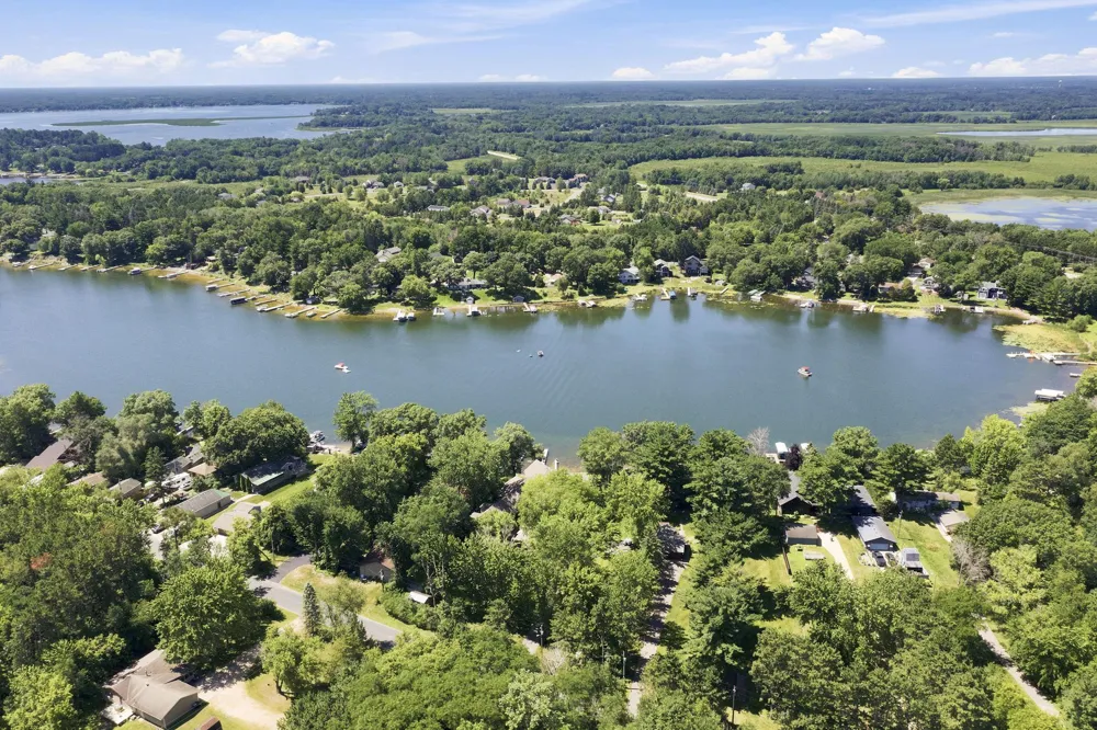 19520 W Tri Oak Circle NE East Bethel, MN 55092