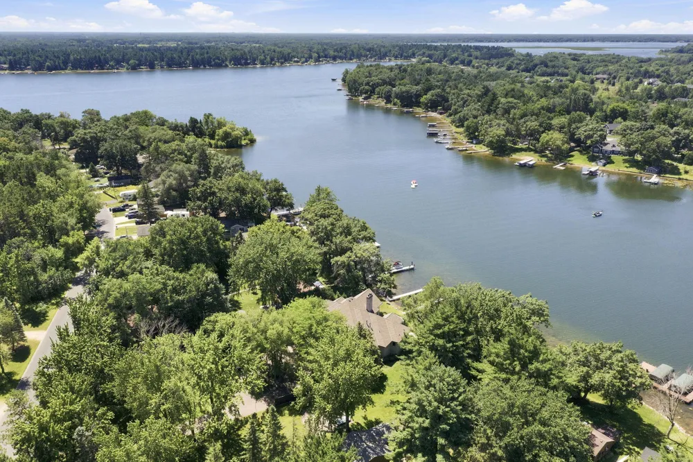 19520 W Tri Oak Circle NE East Bethel, MN 55092