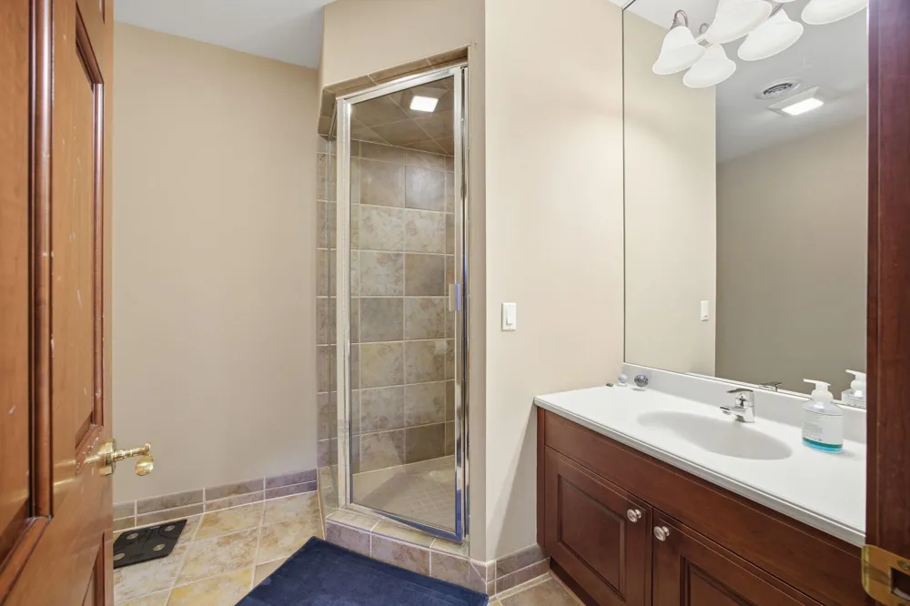 19520 W Tri Oak Circle NE East Bethel, MN 55092