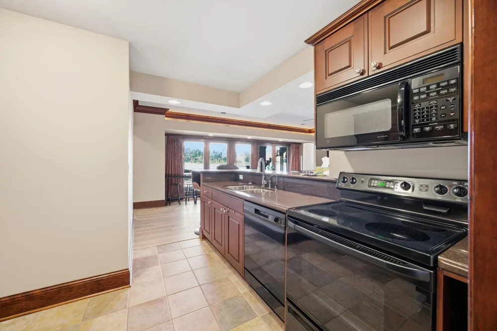 19520 W Tri Oak Circle NE East Bethel, MN 55092