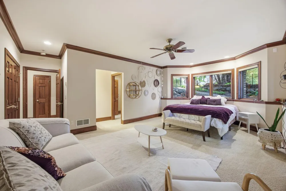 19520 W Tri Oak Circle NE East Bethel, MN 55092