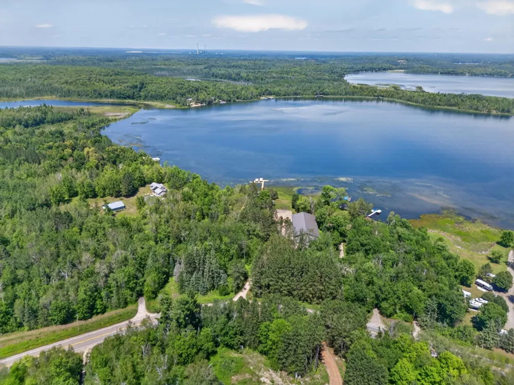 21852 Moose Point Road Cohasset, MN 55721
