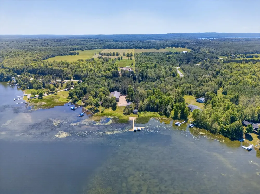 21852 Moose Point Road Cohasset, MN 55721