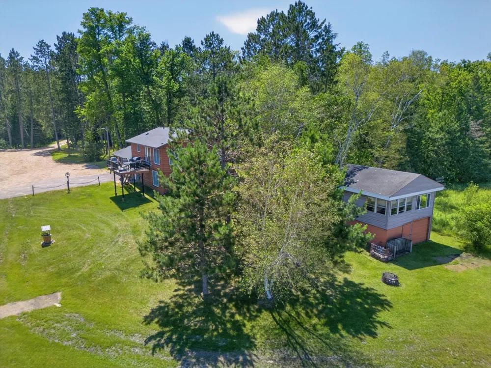 21852 Moose Point Road Cohasset, MN 55721