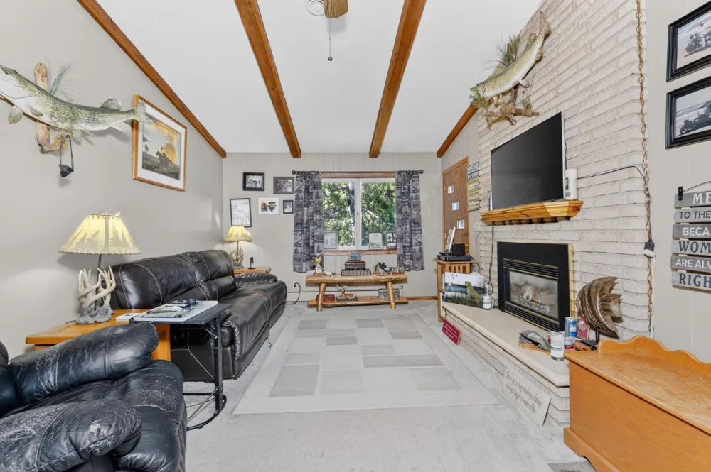 21852 Moose Point Road Cohasset, MN 55721