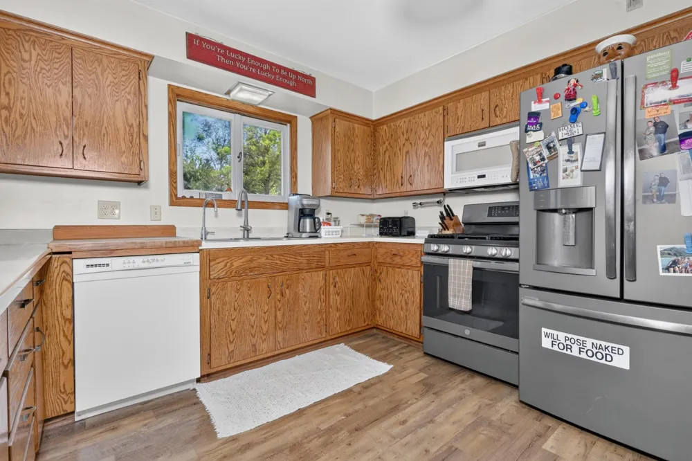 21852 Moose Point Road Cohasset, MN 55721