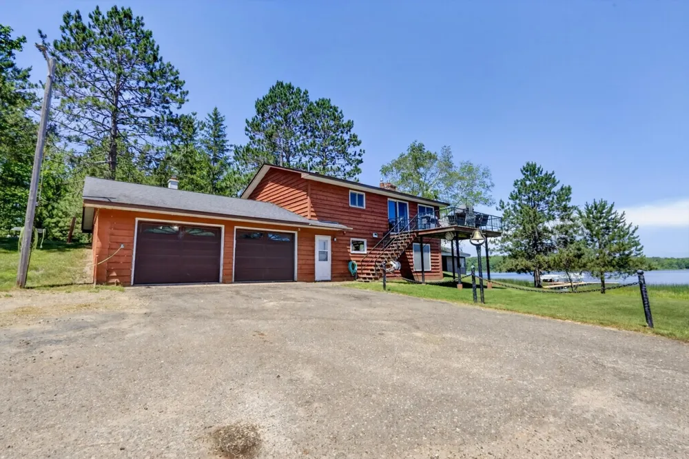 21852 Moose Point Road Cohasset, MN 55721
