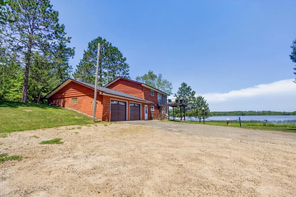 21852 Moose Point Road Cohasset, MN 55721