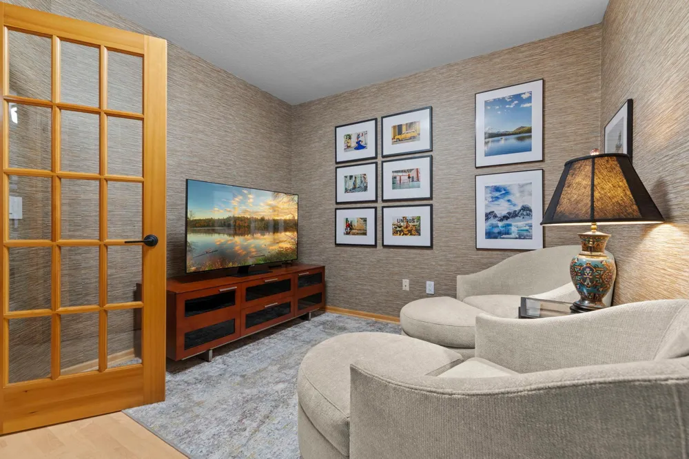 11460 Fairfield Road W #103 Minnetonka, MN 55305