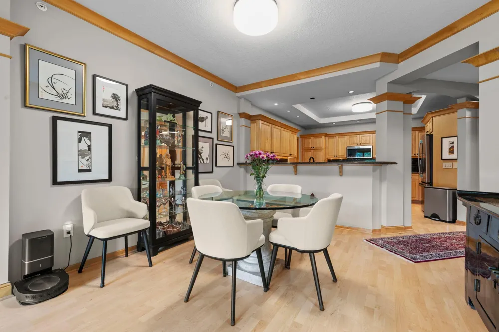11460 Fairfield Road W #103 Minnetonka, MN 55305