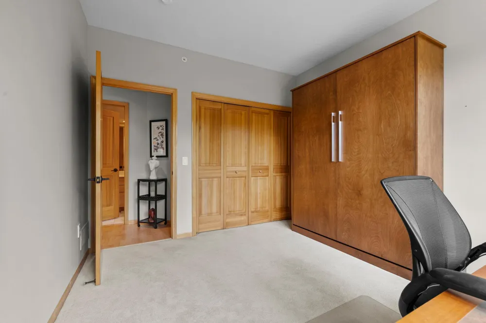 11460 Fairfield Road W #103 Minnetonka, MN 55305