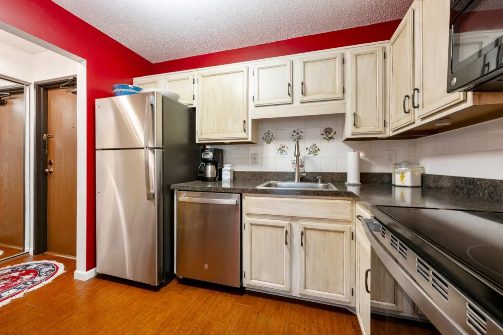 1800 Riverwood Drive #301 Burnsville, MN 55337