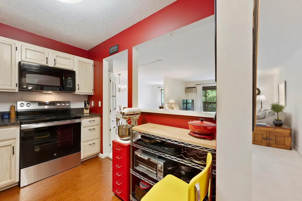 1800 Riverwood Drive #301 Burnsville, MN 55337