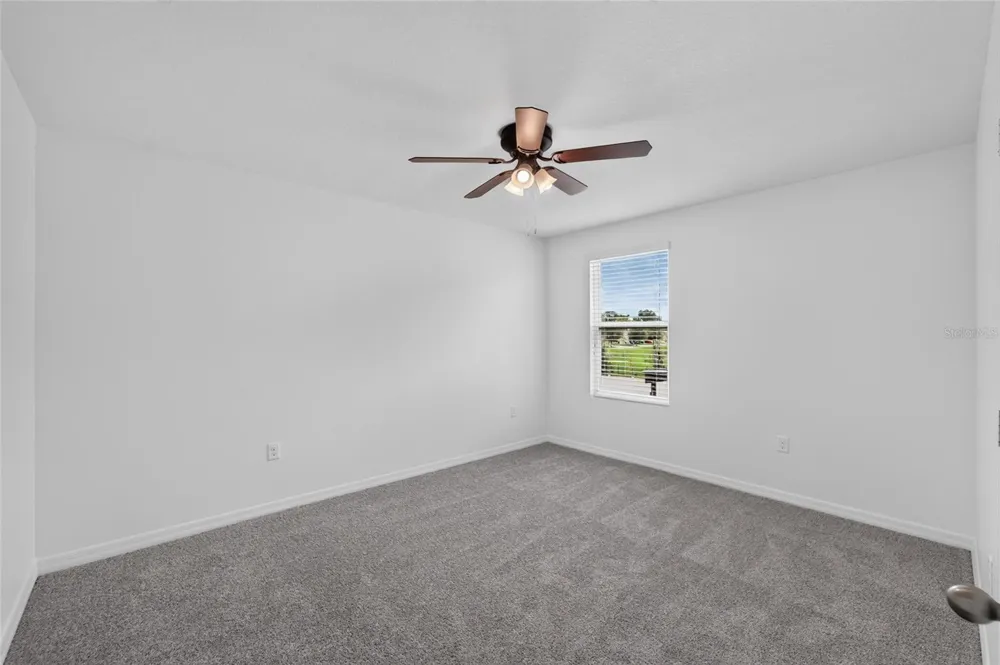 9637 TRONCAIS CIRCLE Thonotosassa, FL 33592