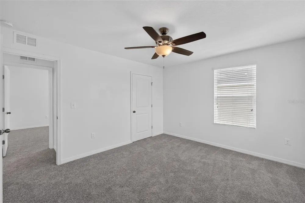 9637 TRONCAIS CIRCLE Thonotosassa, FL 33592