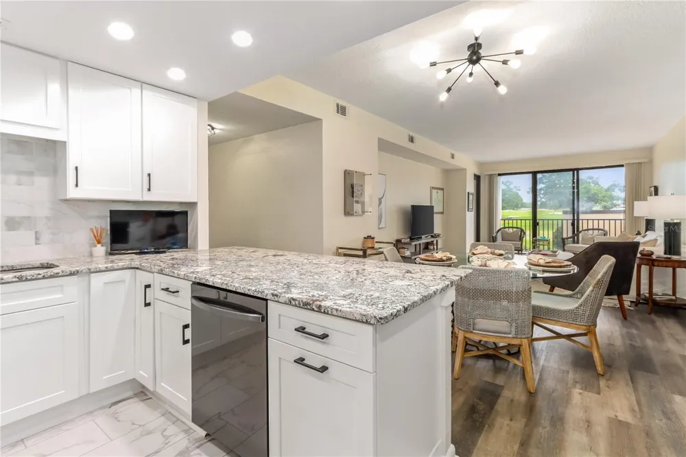 4 BELLEVIEW BOULEVARD #205 Belleair, FL 33756