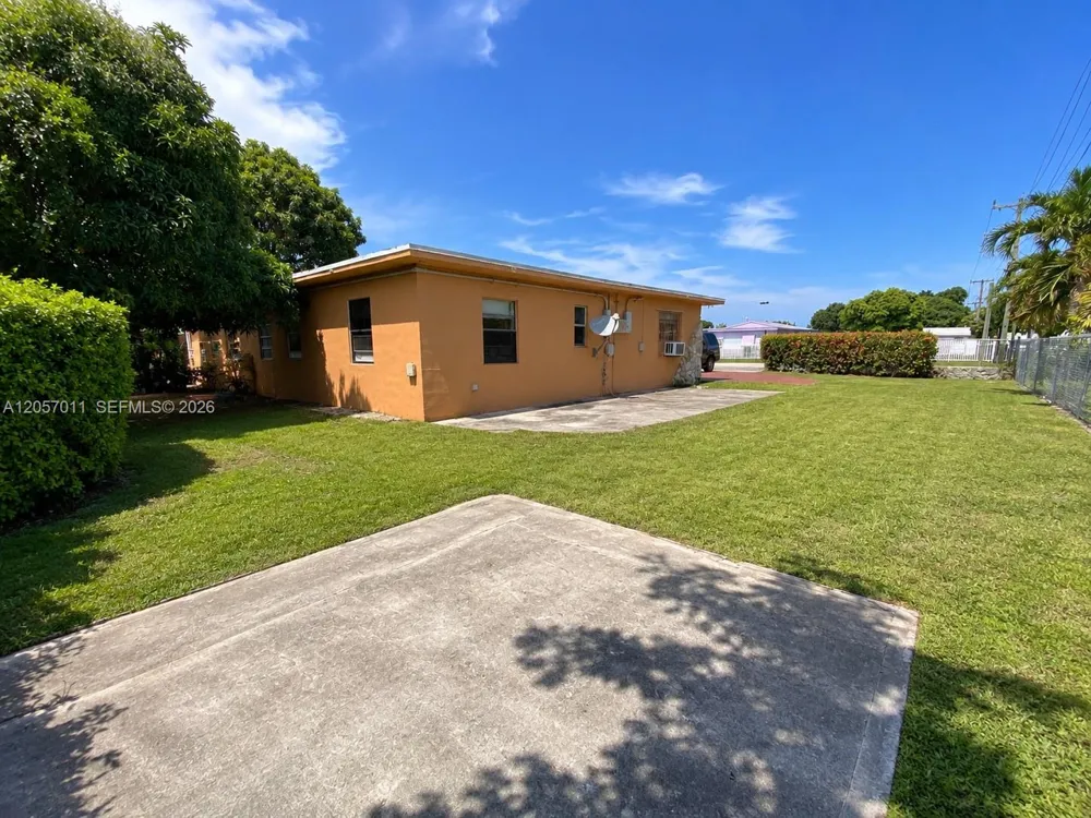 10200 SW 171st St #B Miami, FL 33157
