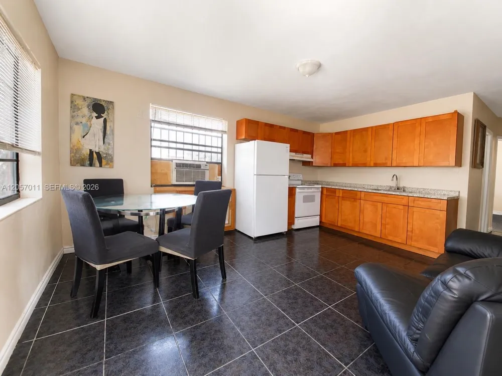 10200 SW 171st St #B Miami, FL 33157