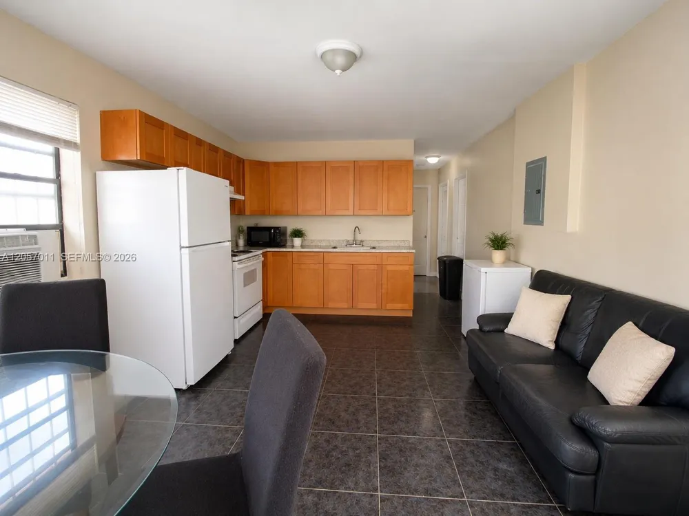 10200 SW 171st St #B Miami, FL 33157