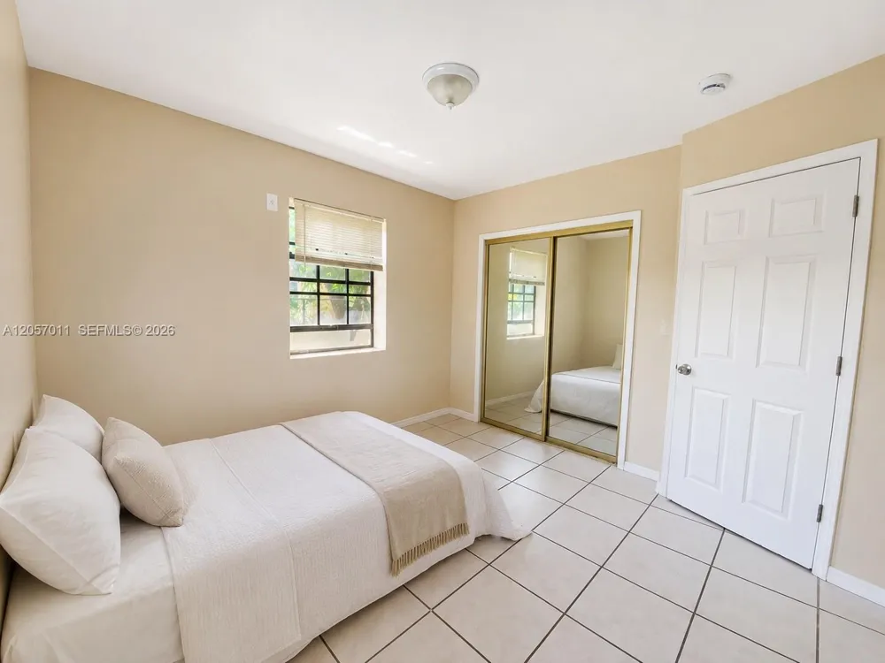 10200 SW 171st St #B Miami, FL 33157
