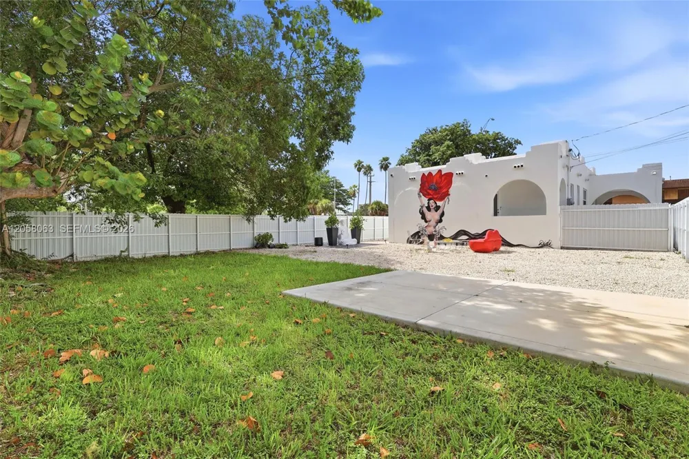 1909 NW 62nd St Miami, FL 33147