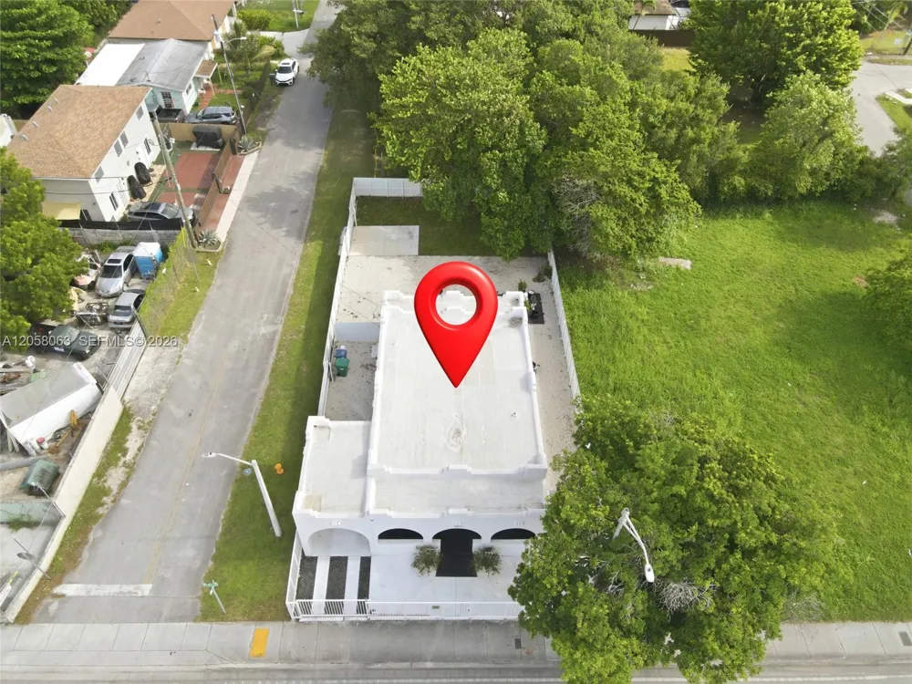1909 NW 62nd St Miami, FL 33147