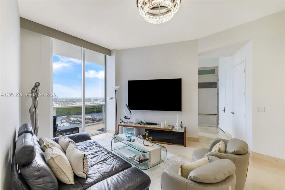16001 Collins Ave #3505 Sunny Isles Beach, FL 33160