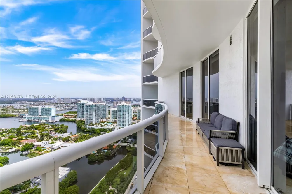 16001 Collins Ave #3505 Sunny Isles Beach, FL 33160
