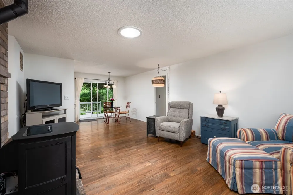28102 SE 63rd Street Issaquah, WA 98027