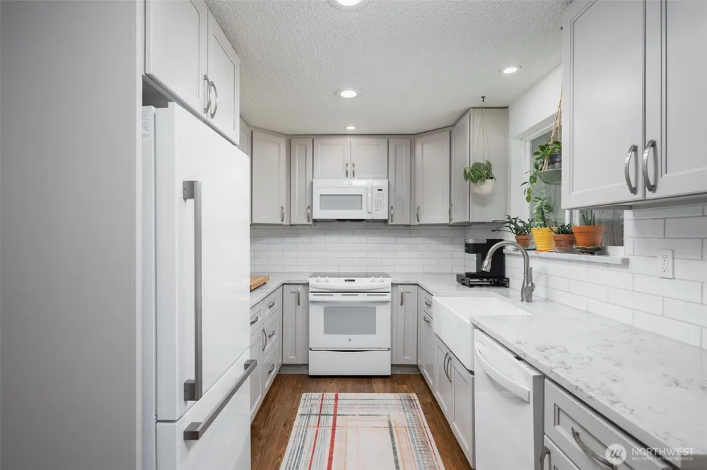 28102 SE 63rd Street Issaquah, WA 98027
