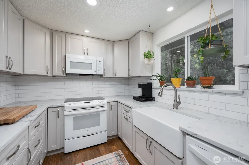 28102 SE 63rd Street Issaquah, WA 98027