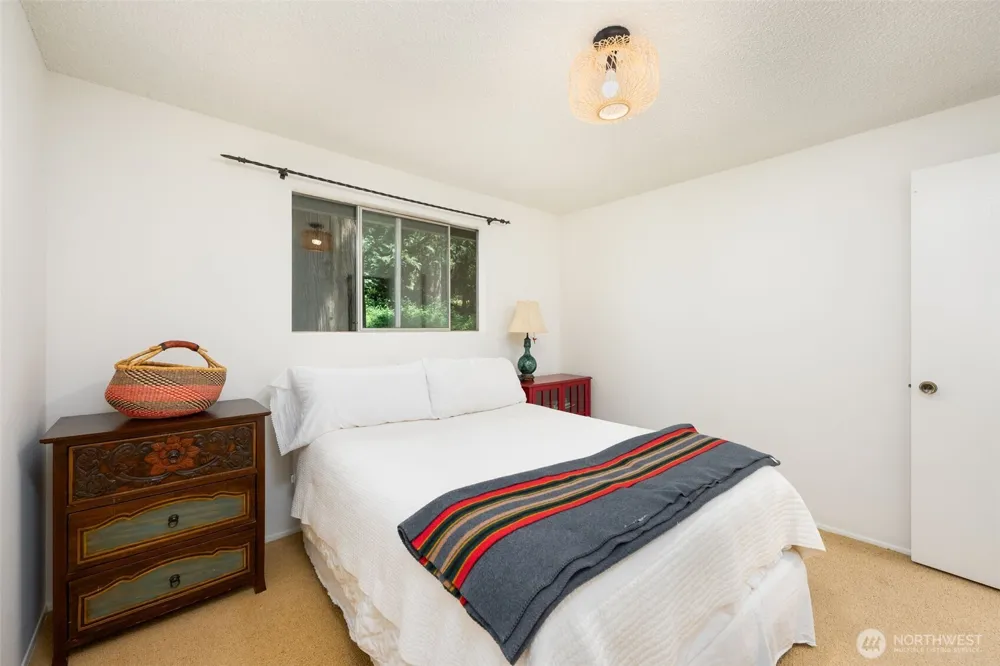 28102 SE 63rd Street Issaquah, WA 98027