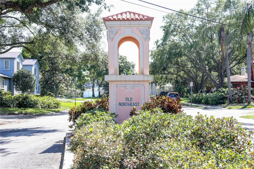 170 22ND AVENUE St Petersburg, FL 33704