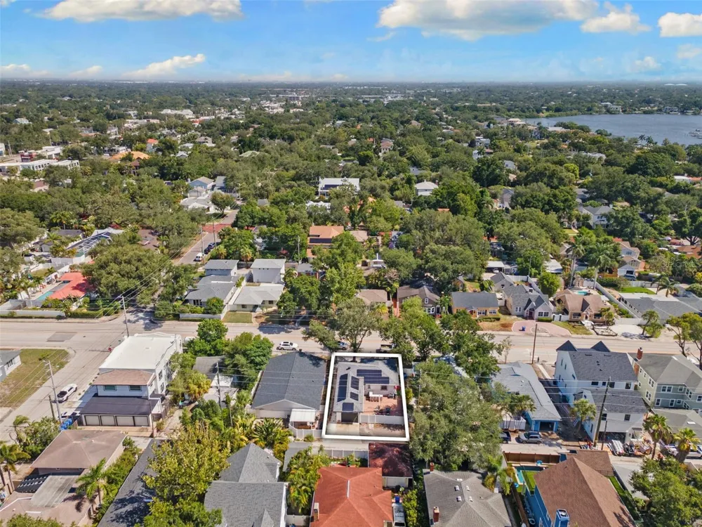 170 22ND AVENUE St Petersburg, FL 33704