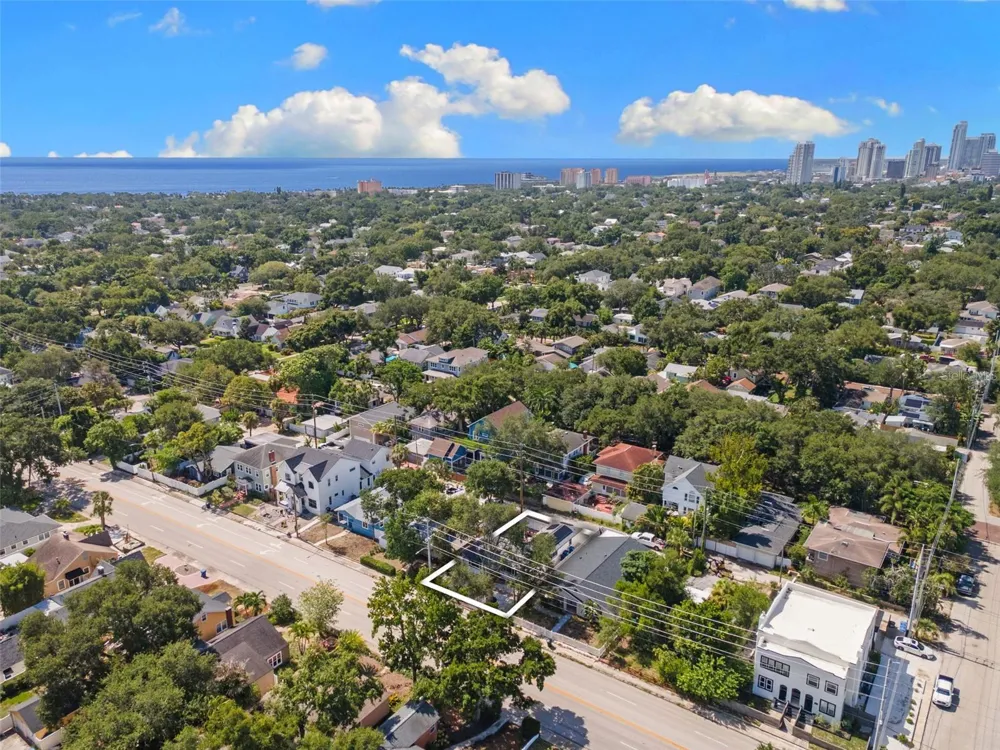 170 22ND AVENUE St Petersburg, FL 33704