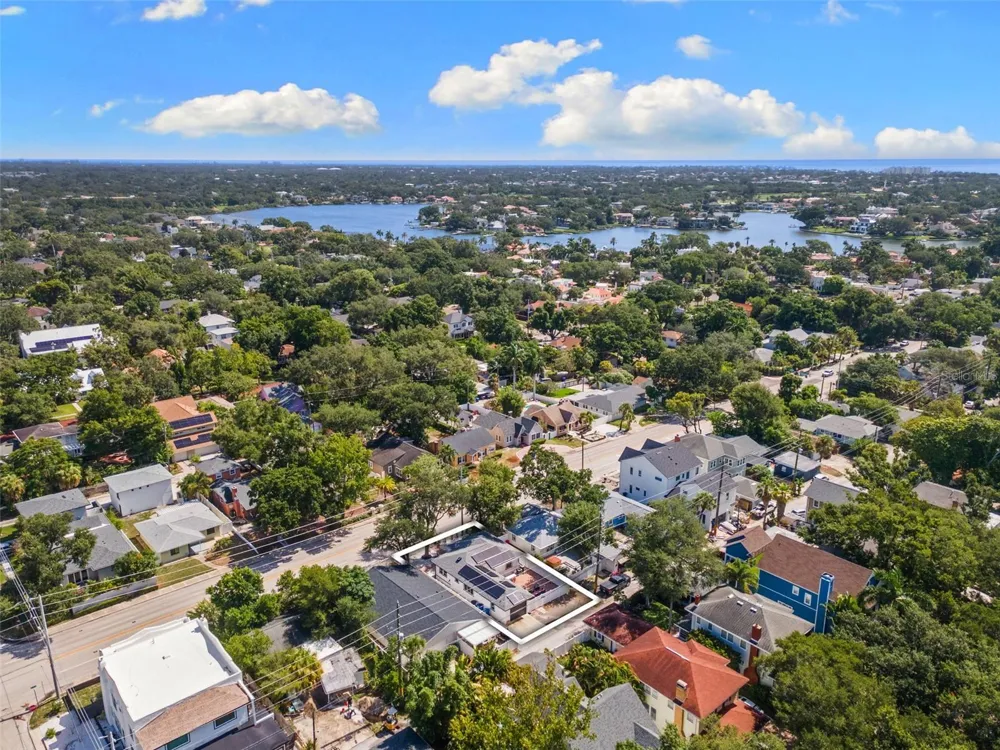170 22ND AVENUE St Petersburg, FL 33704