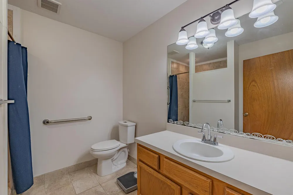 7346 NW 93rd Court Okeechobee, FL 34972