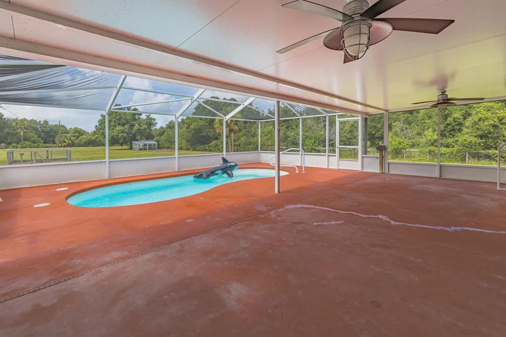 7346 NW 93rd Court Okeechobee, FL 34972