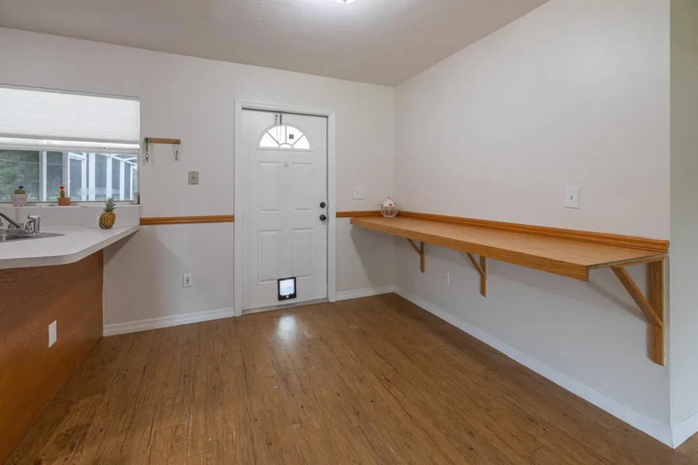 7346 NW 93rd Court Okeechobee, FL 34972