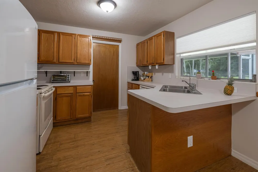 7346 NW 93rd Court Okeechobee, FL 34972