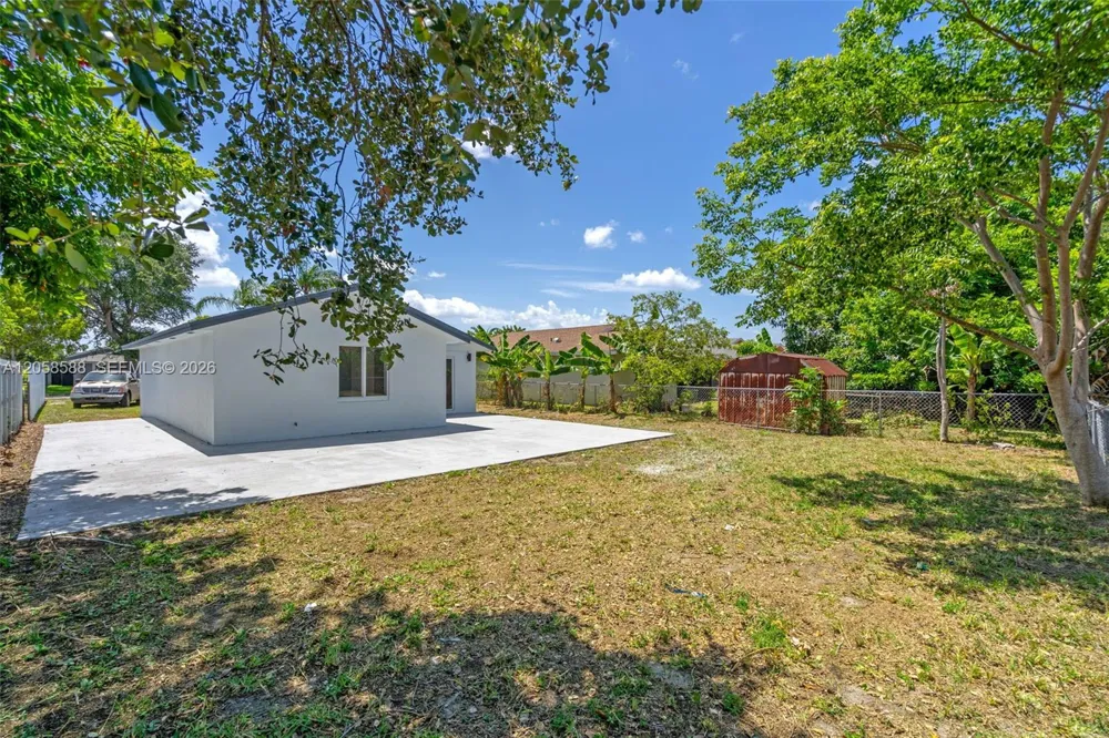 19131 NW 33rd Ct Miami Gardens, FL 33056