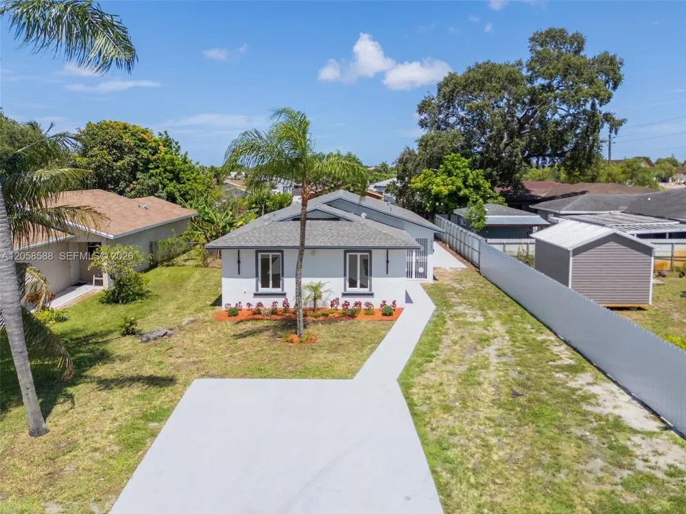 19131 NW 33rd Ct Miami Gardens, FL 33056
