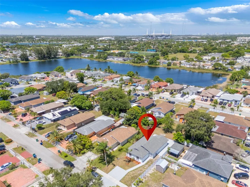 19131 NW 33rd Ct Miami Gardens, FL 33056