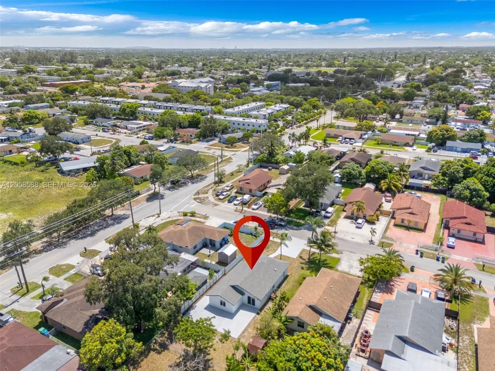 19131 NW 33rd Ct Miami Gardens, FL 33056
