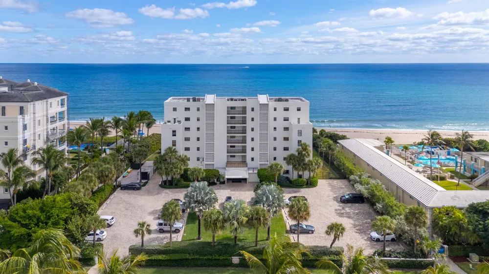 3951 Ocean Boulevard #503 Gulf Stream, FL 33483