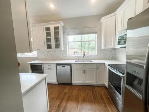 8402 Mulligan Circle